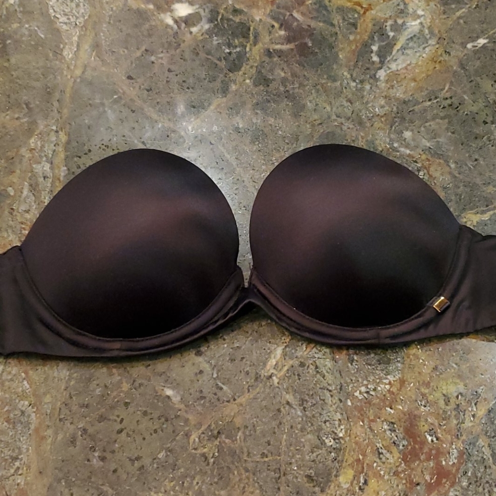 Victoria's Secret very sexy strapless bra